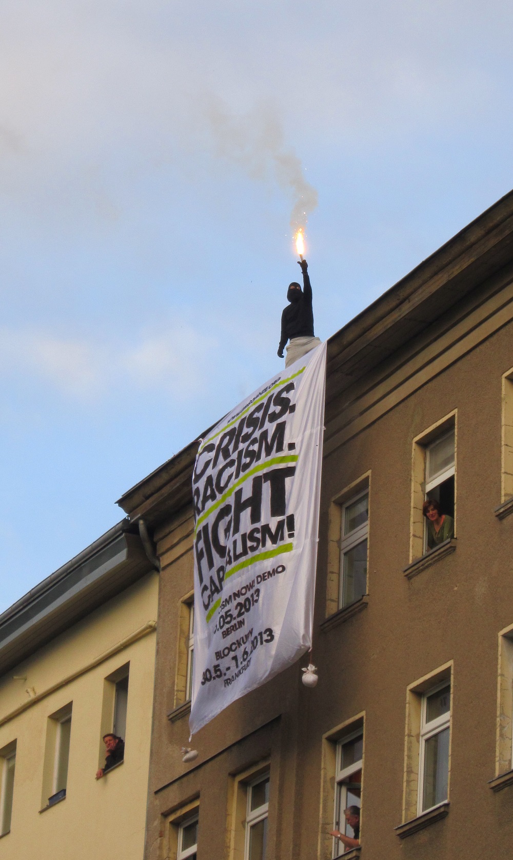 1maidemo2013 1