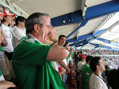 WM 2006 Iran - Mexico-Hymne gross.JPG WM 2006 Iran - Mexico-Hymne gross.JPG