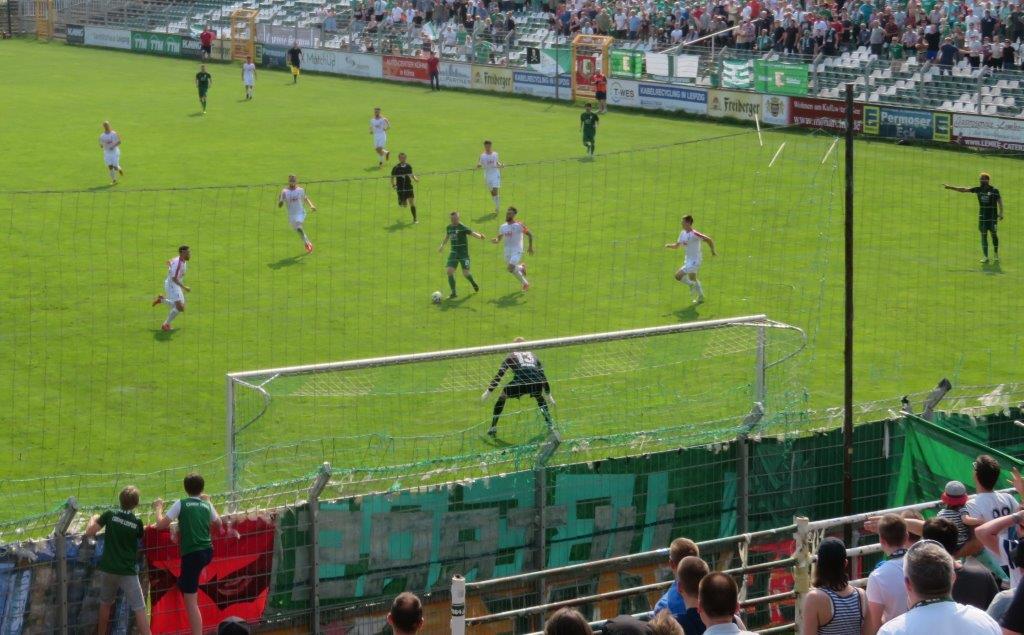 HL IMG 1386 Chemie Leipzig vs Berliner AK 2. Halbzeit 2 zu 0 Florian Schmidt edit