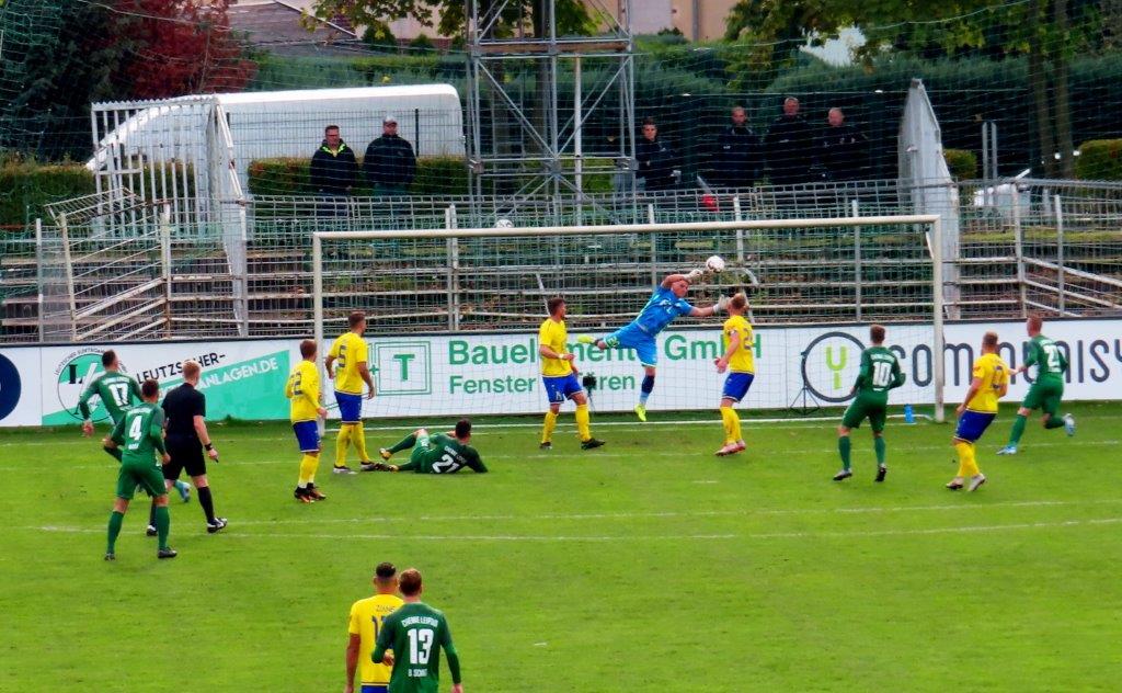 FHL IMG 1164 1. Halbzeit Zur 27 abgewehrt, gleich schlägt es ein
