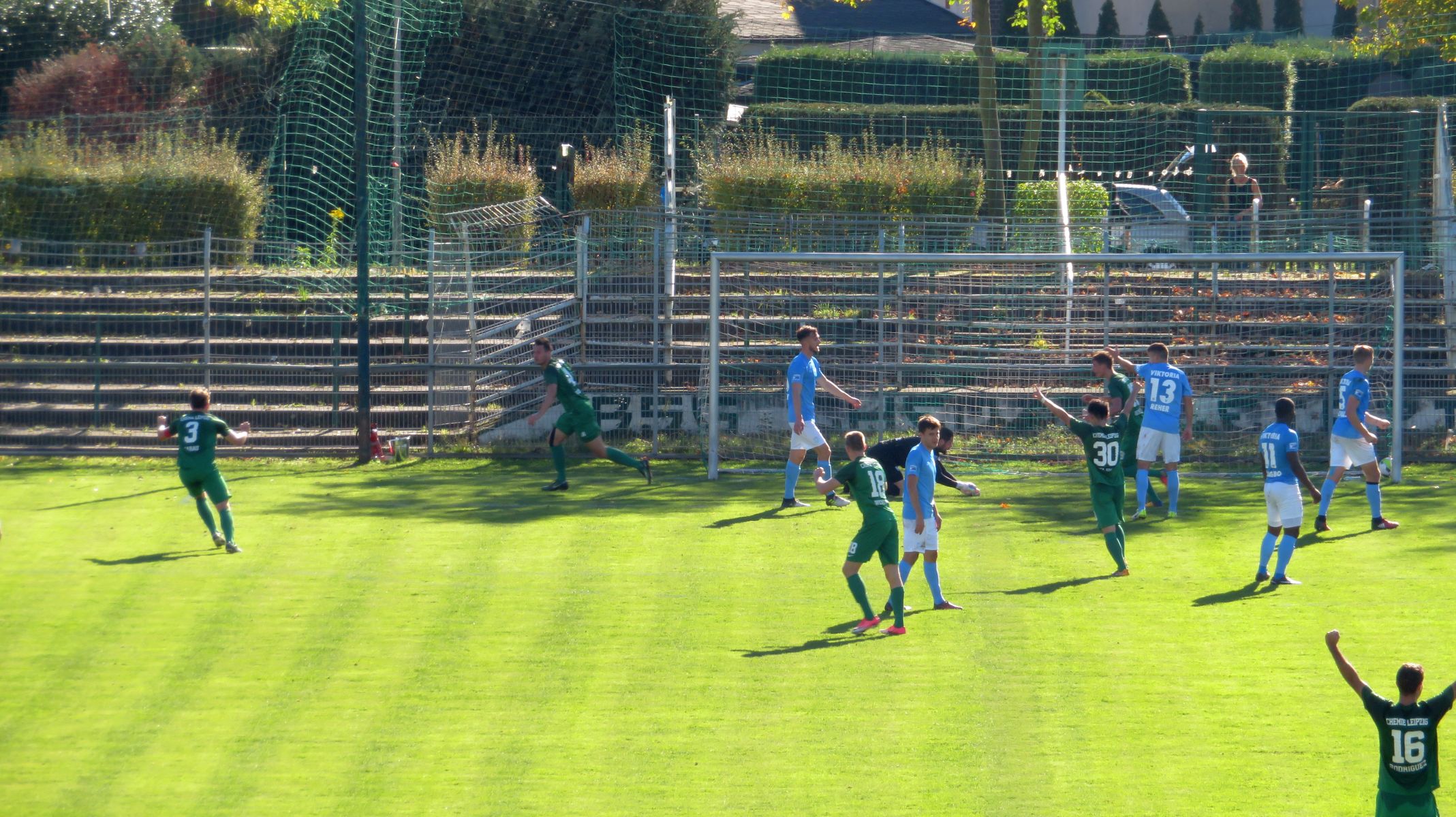 Chemie Leipzig BSG 15.10.2017 versus Viktoria Berlin 1 zu 0 (21) mail Torjubel kurz nach dem Eins zu Null