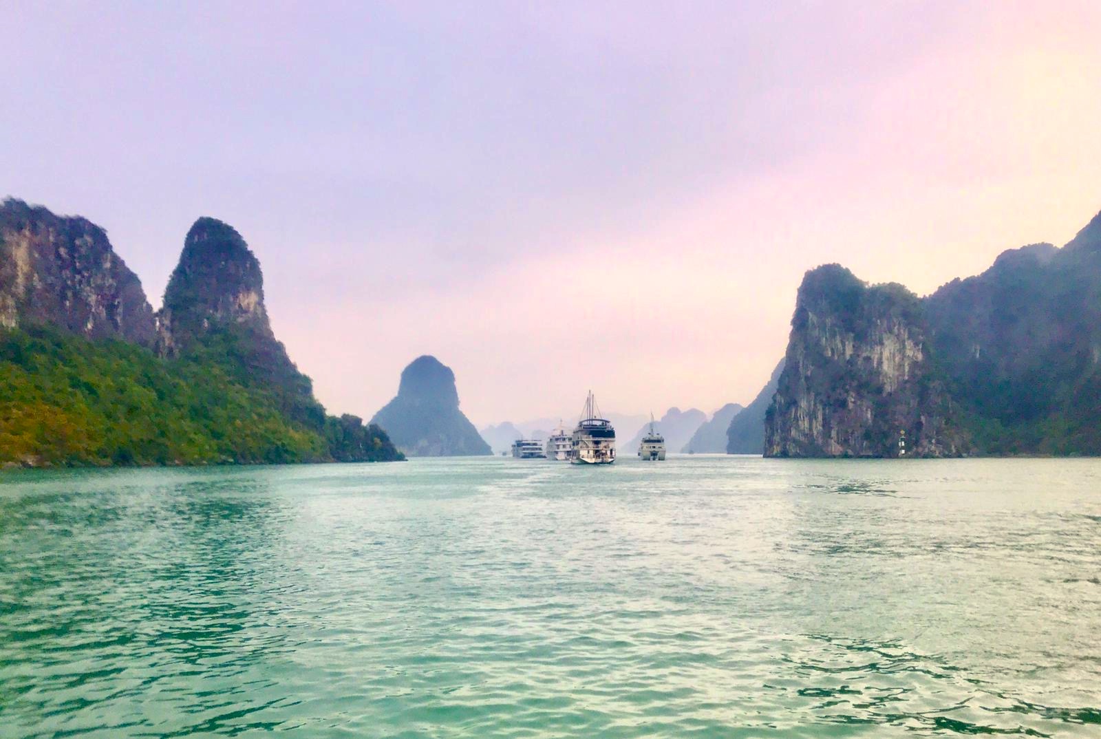 vietnam2 halongbay2